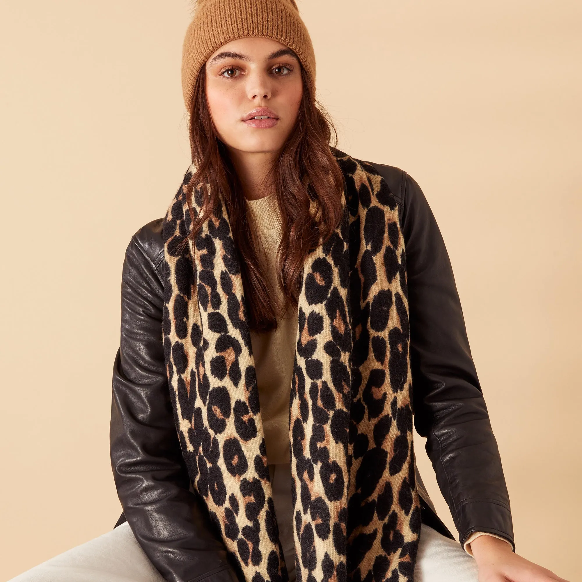 Accessorize London Women's Leopard Blanket Scarf