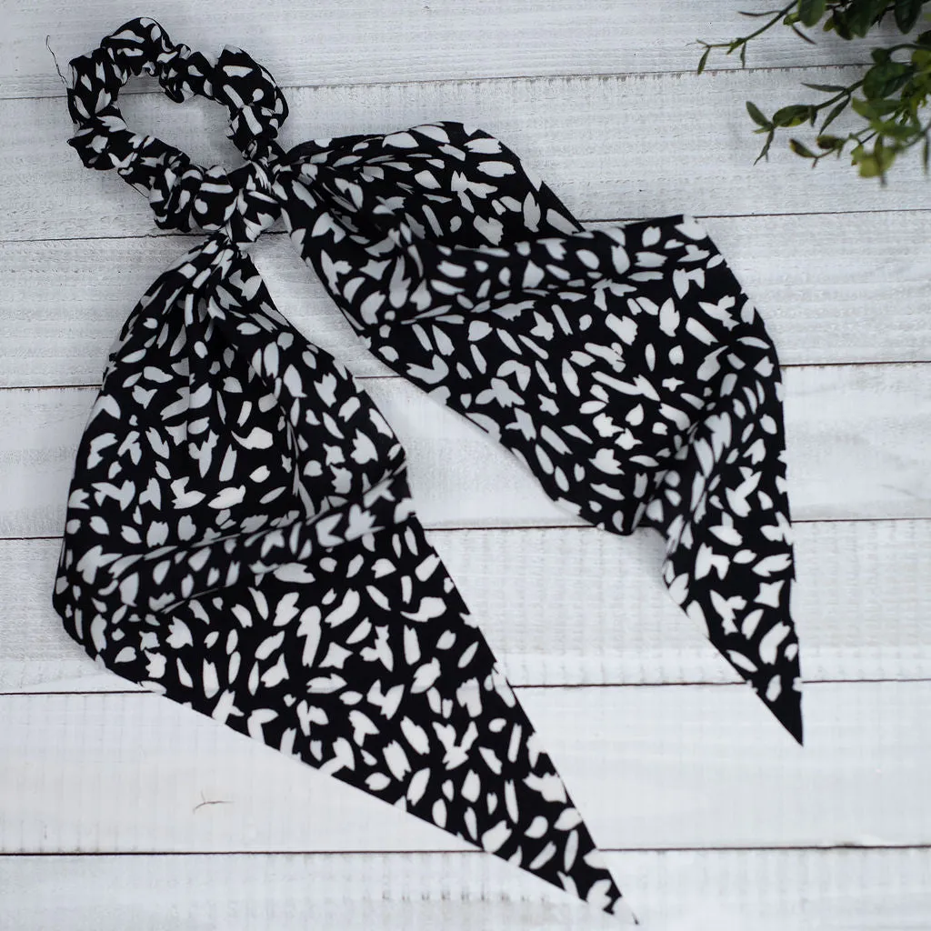 Brush Dot Hair Scarf