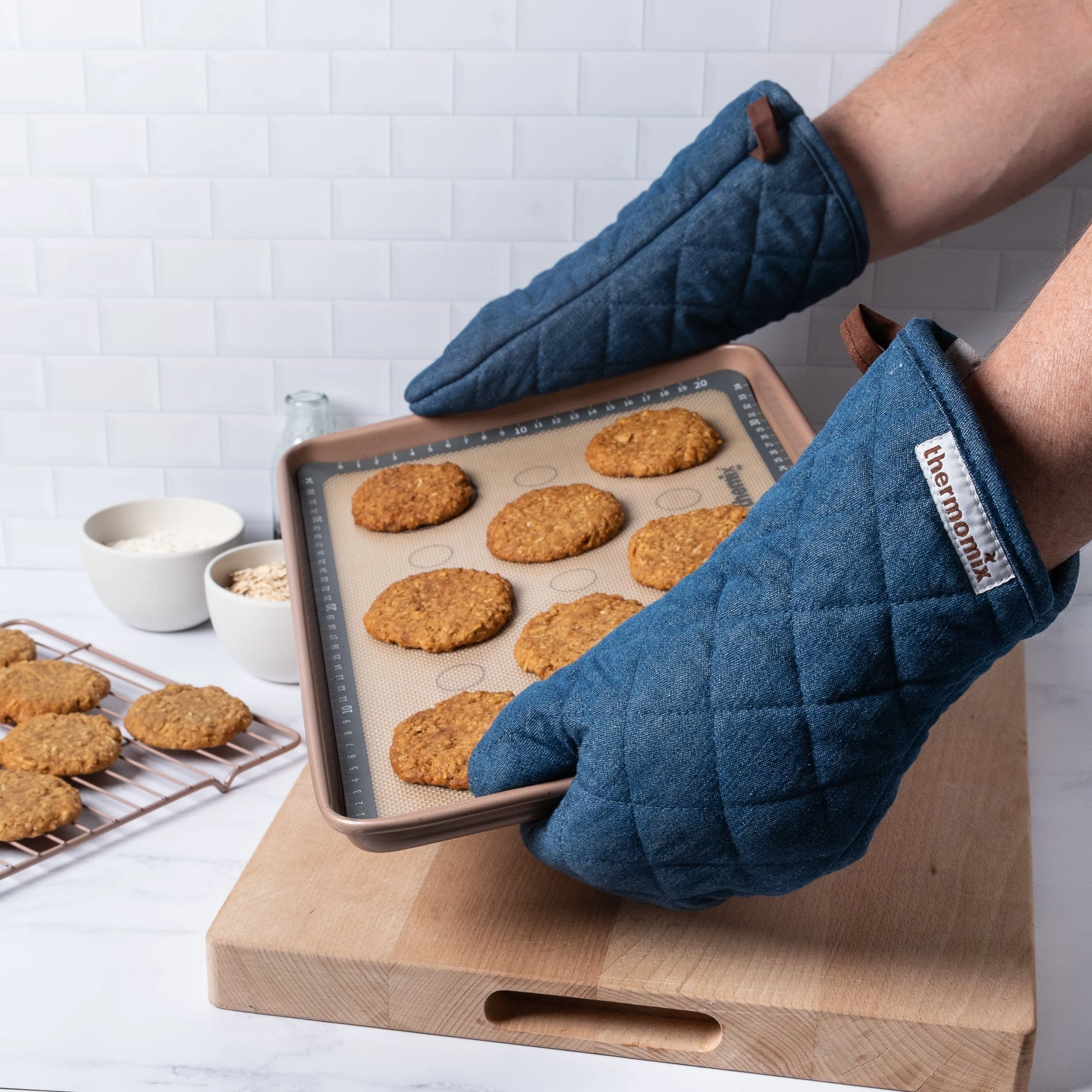 Denim oven gloves