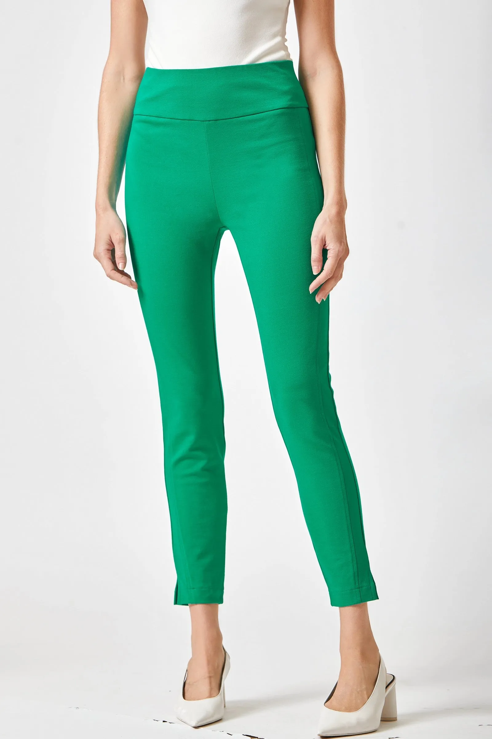 Magic Full Length Skinny Pants (28) in Twelve Colors