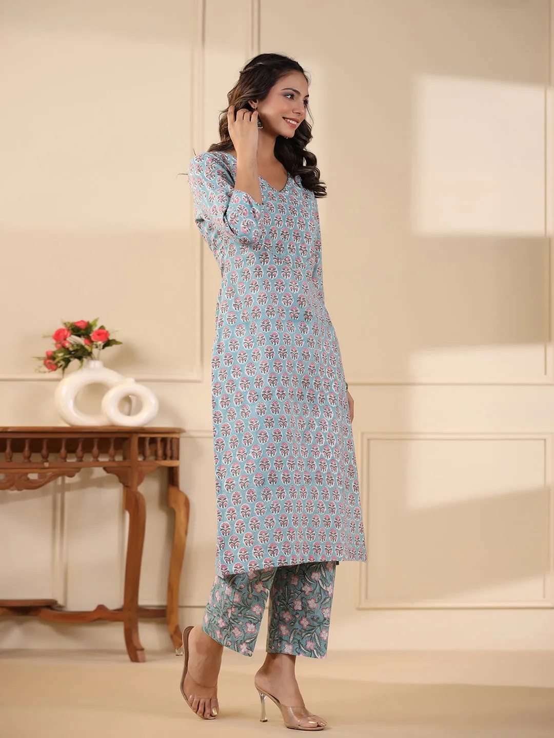 Sadabahaar Aqua Butti Handblock Printed Cotton Kurta Pant Set